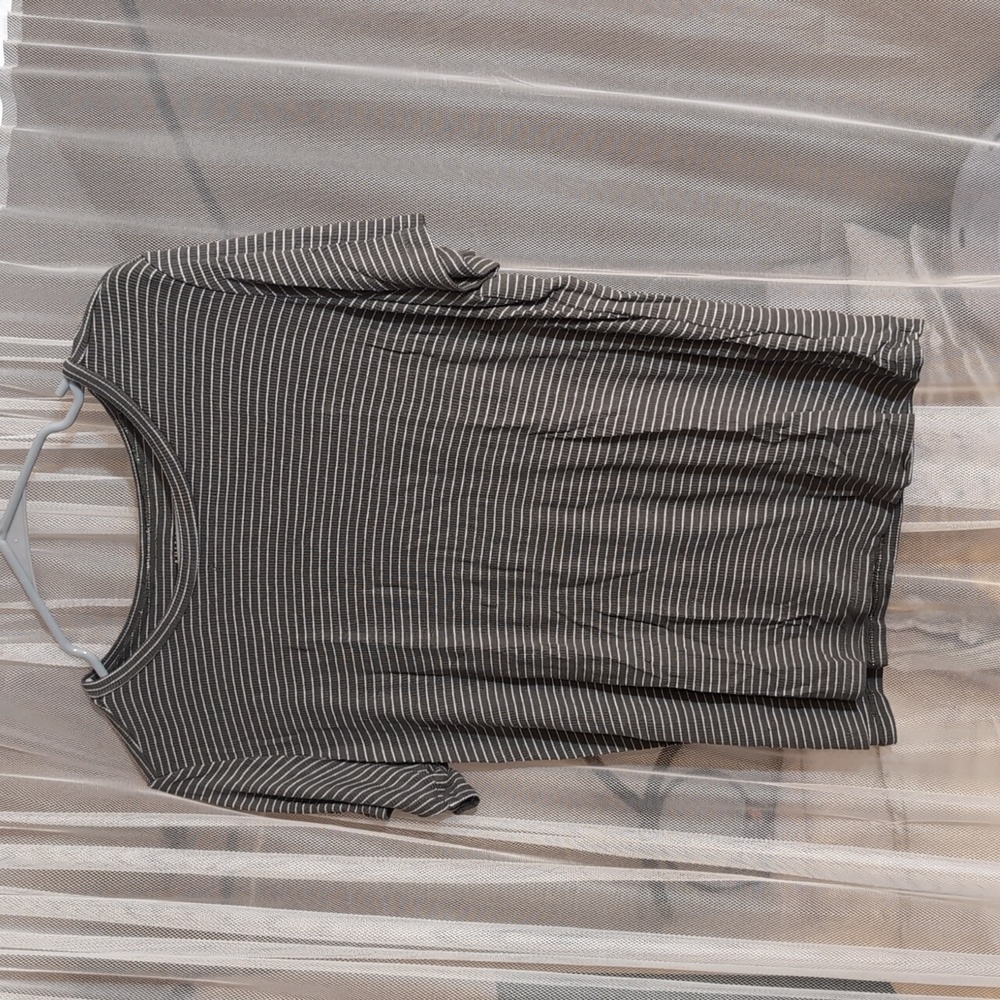 Green and white striped ribbed tee